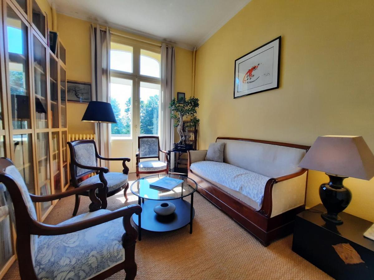 Manoir Des Tuileries Du Buisson Bed & Breakfast Verneuil d'Avre et d'Iton Exterior photo