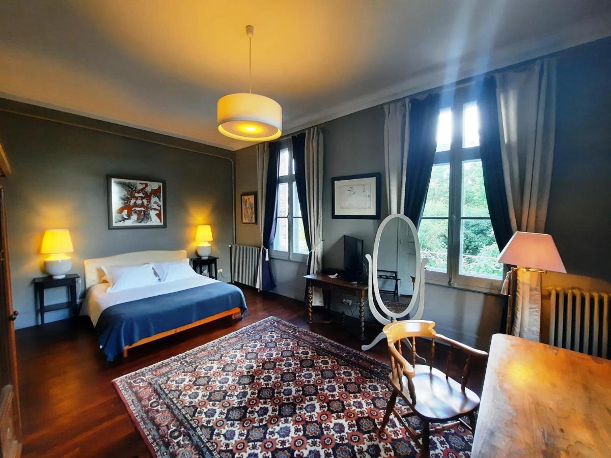 Manoir Des Tuileries Du Buisson Bed & Breakfast Verneuil d'Avre et d'Iton Exterior photo