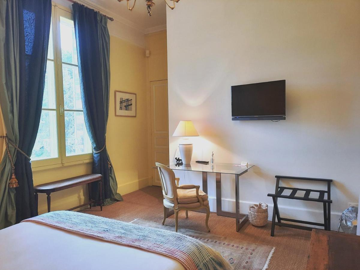 Manoir Des Tuileries Du Buisson Bed & Breakfast Verneuil d'Avre et d'Iton Exterior photo